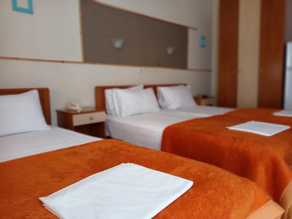 Efstratios Hotel Loutra Edipsou  Zimmer foto