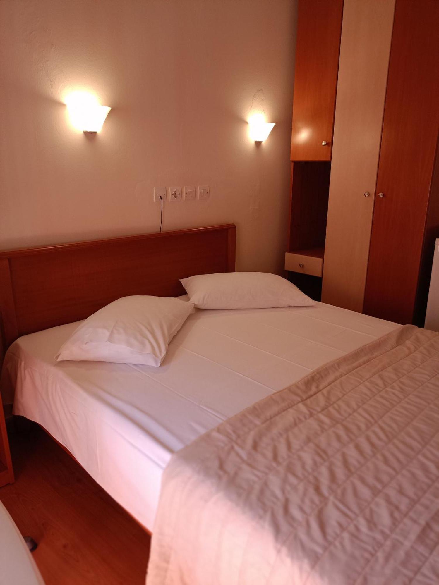 Efstratios Hotel Loutra Edipsou  Exterior foto